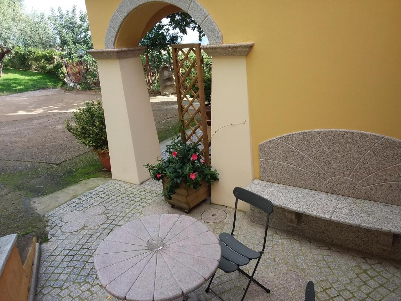 Le Roverelle Ilbono Luaran gambar